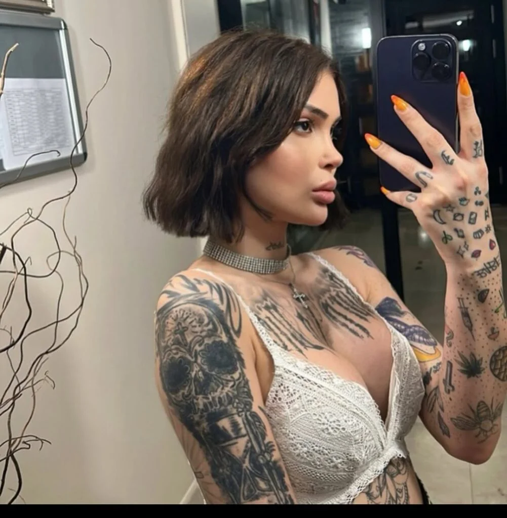Damla Özden Türk Onlyfans Fotoğrafları 1