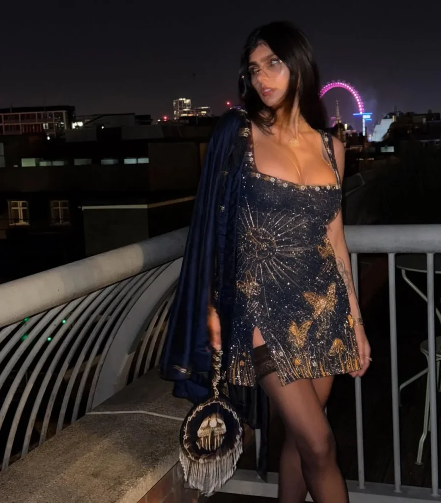 Mia Khalifa - En Ünlü Porno Yıldızları - 2
